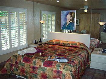 Desert Paradise Resort - Gay Men'S Resort Palm Springs Exterior foto