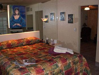 Desert Paradise Resort - Gay Men'S Resort Palm Springs Exterior foto
