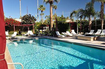Desert Paradise Resort - Gay Men'S Resort Palm Springs Exterior foto